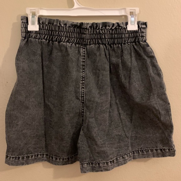 Brand new Vici Dolls Shorts - Picture 4 of 5